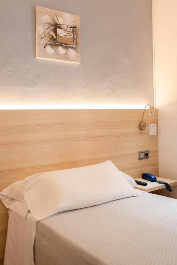 Eurohotel Mahón Екстериор снимка